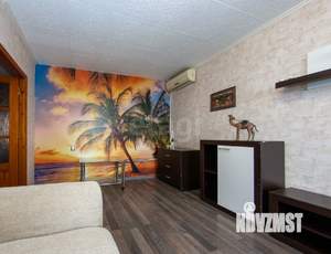 3-к квартира, вторичка, 61м2, 5/5 этаж