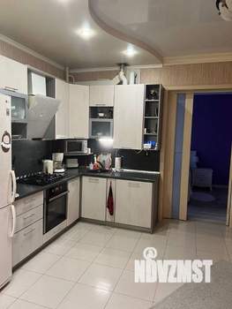 2-к квартира, вторичка, 64м2, 1/6 этаж