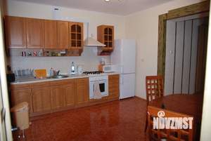 3-к квартира, вторичка, 131м2, 3/5 этаж