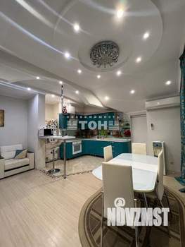 3-к квартира, вторичка, 140м2, 8/8 этаж