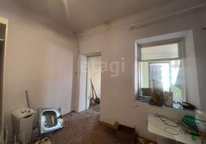 2-к квартира, вторичка, 37м2, 1/1 этаж