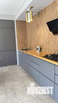 3-к квартира, вторичка, 140м2, 1/3 этаж