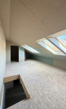 2-к квартира, вторичка, 105м2, 6/6 этаж