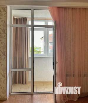 1-к квартира, вторичка, 63м2, 3/5 этаж