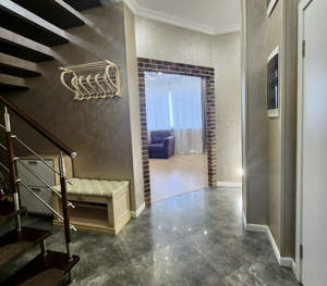 4-к квартира, вторичка, 146м2, 3/4 этаж