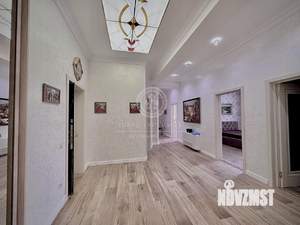 4-к квартира, вторичка, 140м2, 2/14 этаж