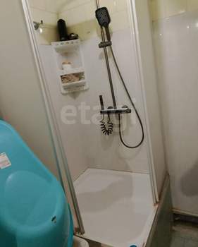 2-к квартира, вторичка, 52м2, 1/5 этаж