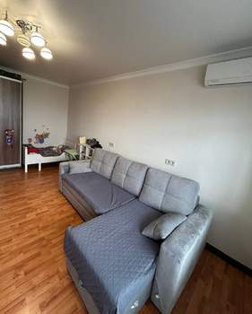 1-к квартира, вторичка, 37м2, 9/9 этаж