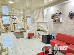 2-к квартира, вторичка, 62м2, 1/7 этаж