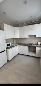 3-к квартира, вторичка, 46м2, 1/2 этаж