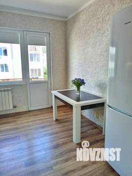 2-к квартира, вторичка, 63м2, 4/6 этаж