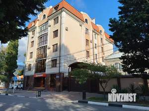 3-к квартира, вторичка, 106м2, 3/6 этаж