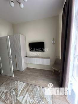 2-к квартира, вторичка, 77м2, 1/6 этаж