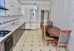 2-к квартира, вторичка, 80м2, 4/6 этаж