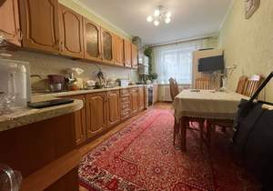 2-к квартира, вторичка, 61м2, 1/3 этаж