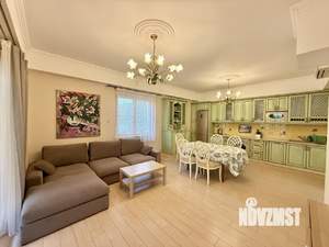 2-к квартира, вторичка, 79м2, 1/5 этаж