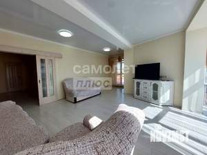 2-к квартира, вторичка, 72м2, 9/9 этаж