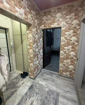 2-к квартира, вторичка, 50м2, 1/9 этаж