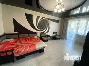 3-к квартира, вторичка, 65м2, 1/4 этаж