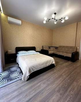 1-к квартира, вторичка, 71м2, 1/8 этаж