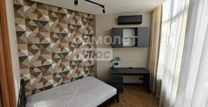 2-к квартира, вторичка, 77м2, 1/8 этаж