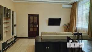 3-к квартира, вторичка, 108м2, 1/5 этаж