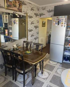 3-к квартира, вторичка, 83м2, 4/4 этаж