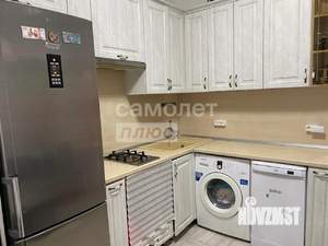 2-к квартира, вторичка, 52м2, 1/4 этаж