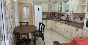 2-к квартира, вторичка, 63м2, 1/7 этаж