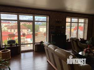 3-к квартира, вторичка, 240м2, 3/4 этаж