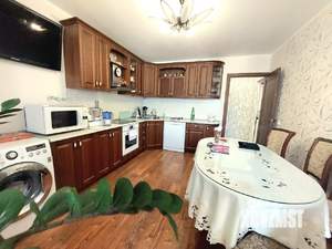 2-к квартира, вторичка, 63м2, 8/16 этаж