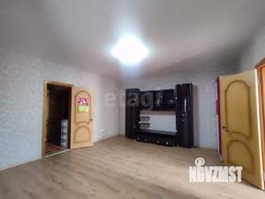 3-к квартира, вторичка, 63м2, 1/2 этаж