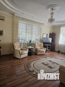 3-к квартира, вторичка, 98м2, 1/3 этаж