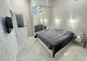 2-к квартира, вторичка, 77м2, 1/8 этаж