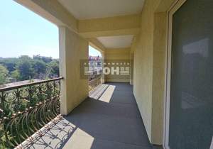 3-к квартира, вторичка, 243м2, 5/6 этаж