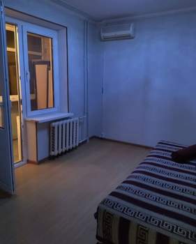 2-к квартира, вторичка, 52м2, 1/9 этаж