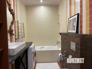 3-к квартира, вторичка, 100м2, 1/8 этаж