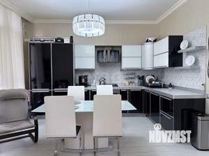 3-к квартира, вторичка, 106м2, 3/4 этаж