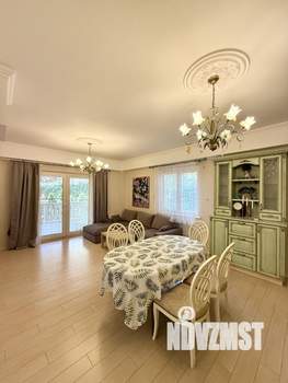 2-к квартира, вторичка, 79м2, 1/5 этаж