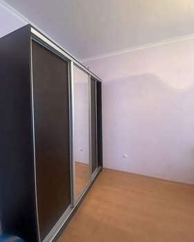 2-к квартира, вторичка, 57м2, 1/6 этаж