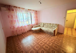 2-к квартира, вторичка, 58м2, 8/9 этаж