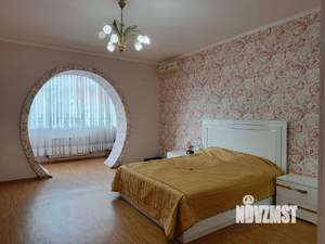 3-к квартира, вторичка, 113м2, 2/4 этаж