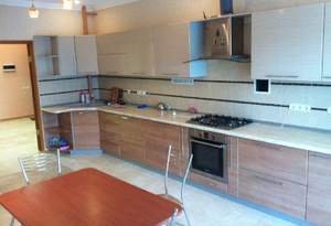 3-к квартира, вторичка, 135м2, 2/8 этаж