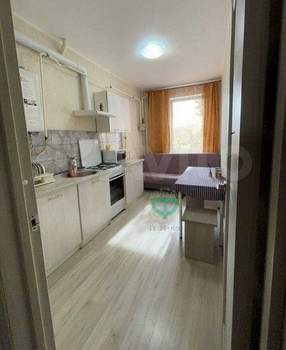 1-к квартира, вторичка, 38м2, 1/4 этаж