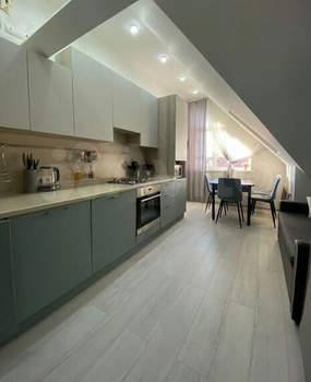 3-к квартира, вторичка, 76м2, 8/8 этаж