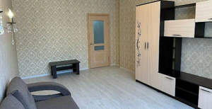 2-к квартира, вторичка, 63м2, 1/7 этаж