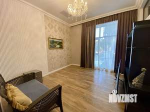 4-к квартира, вторичка, 150м2, 2/14 этаж