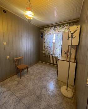 2-к квартира, вторичка, 42м2, 1/1 этаж