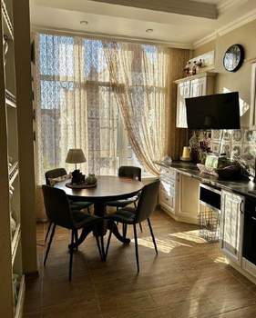 2-к квартира, вторичка, 70м2, 4/7 этаж