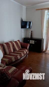 3-к квартира, вторичка, 72м2, 2/2 этаж